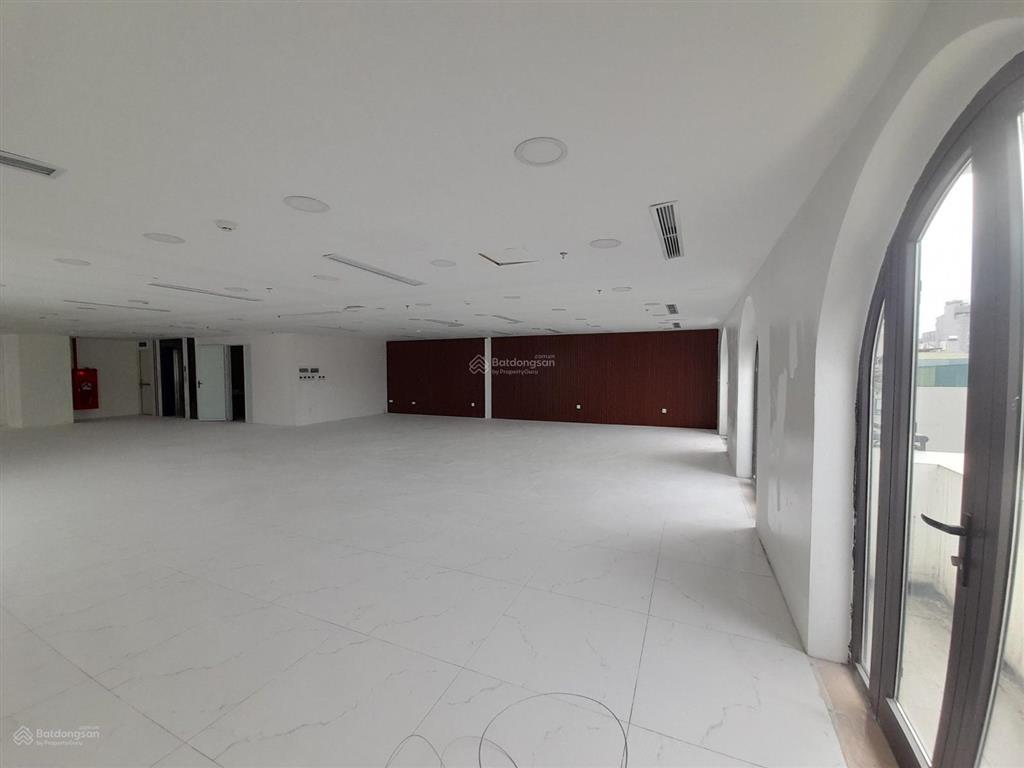 Cho thuê văn phòng 240m² hòa mã, hai bà trưng, hà nội