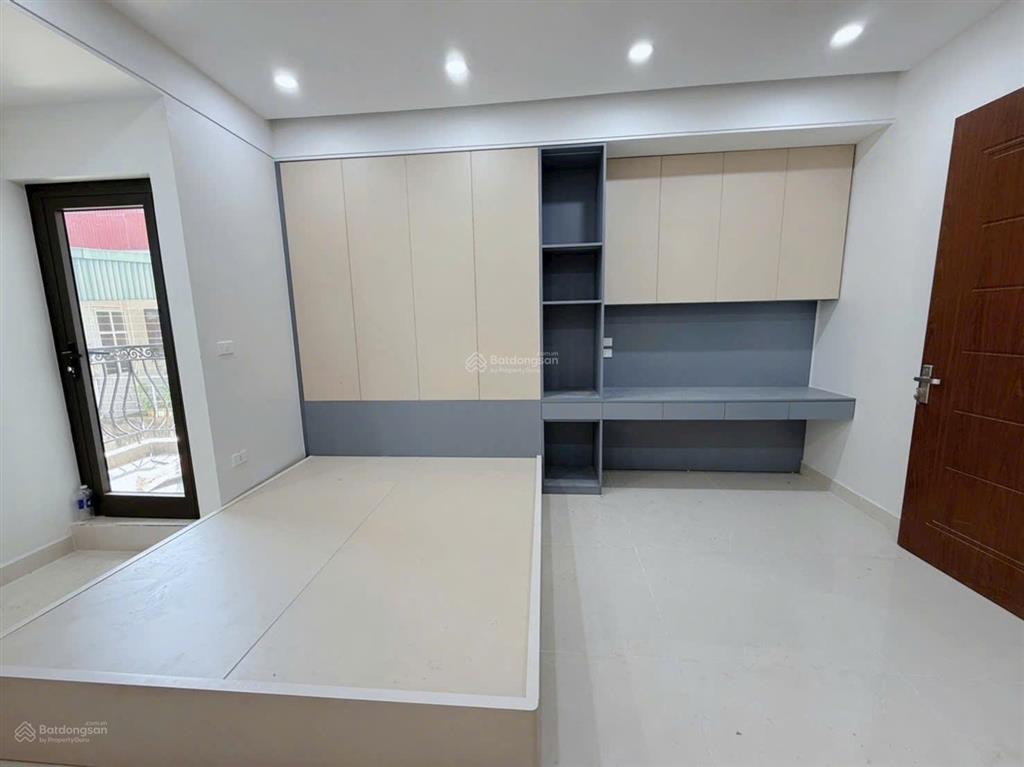 Nhà mặt ngõ  kinh doanh  mặt ngõ thẳng tắp  6 tầng thang máy  full nội thất