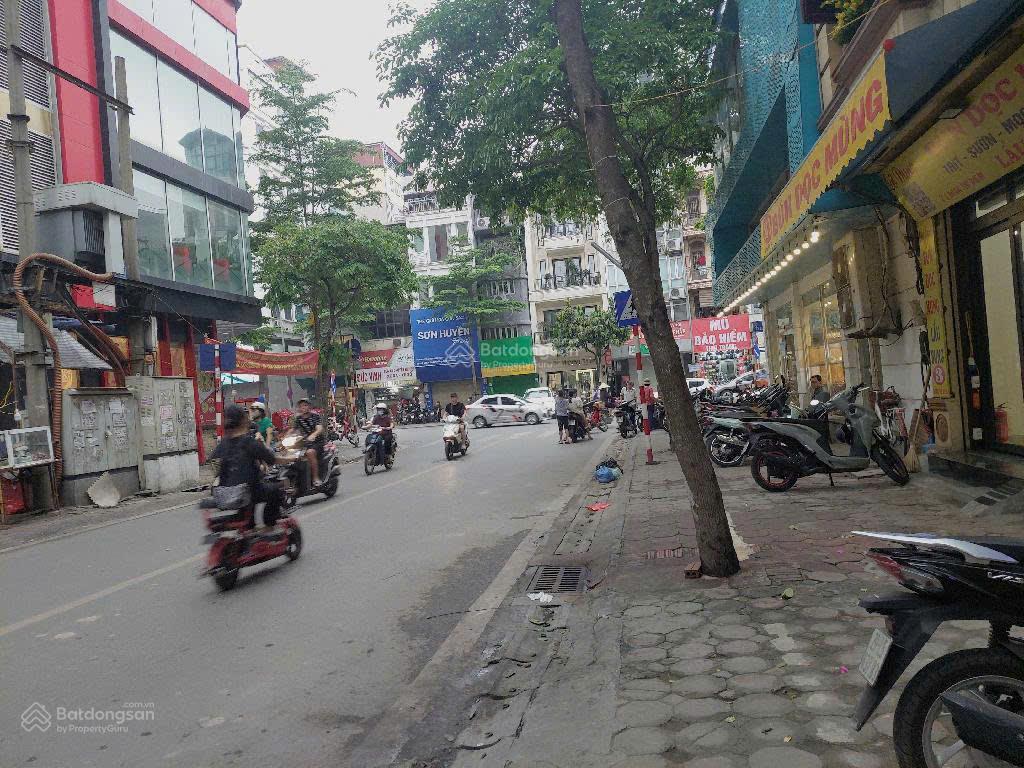 Bán nhà đoàn thị điểm. diện tích 159m², 9 tầng, mặt tiền 5.5, giá 118 tỷ