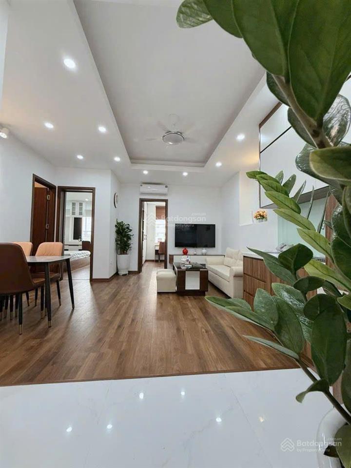 Chỉ 6 tỷ sở hữu căn chung cư mặt phố lê văn lương lô góc 3pn full nội thất