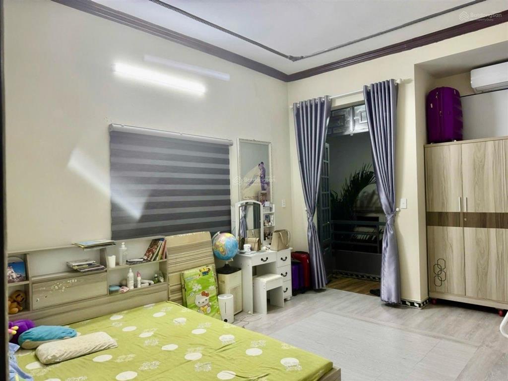 Hẻm xe tải ngay 373 lý thường kiệt, hẻm thông thoáng, xe tải đậu ngày đêm, sẵn 4pn  5 tầng bê tông