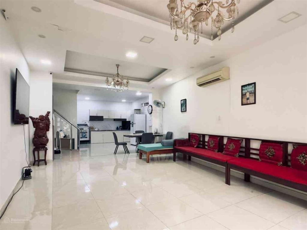Nhà 4 tầng sát mặt tiền hoàng sa tân bình 71m 6pn hơn 7 tỷ nhỏ tl