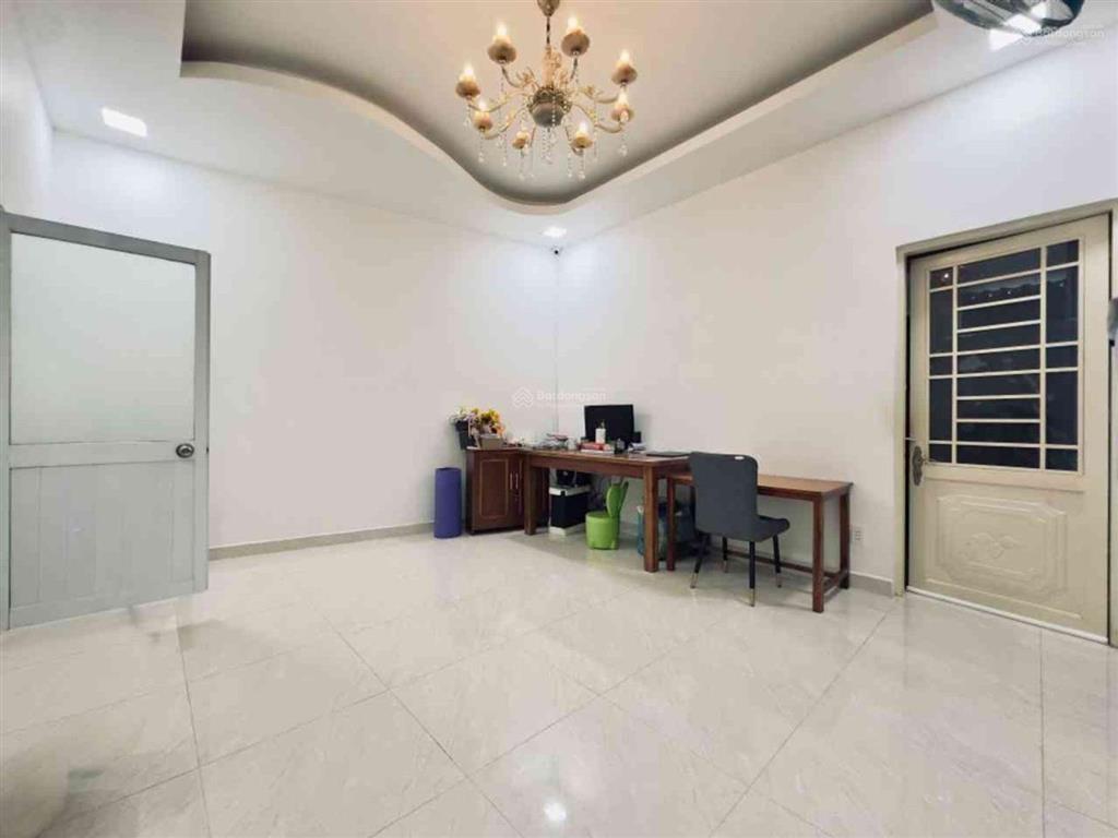 Nhà 4 tầng sát mặt tiền hoàng sa tân bình 71m 6pn hơn 7 tỷ nhỏ tl