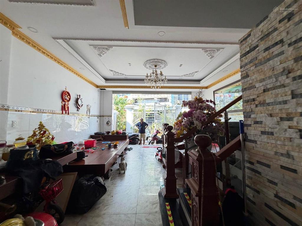 4 tầngngang to hơn 6m hiếmxe hơi đỗ cửa nguyễn oanhlê đức thọ gò vấpnhỉnh 9 tỉ