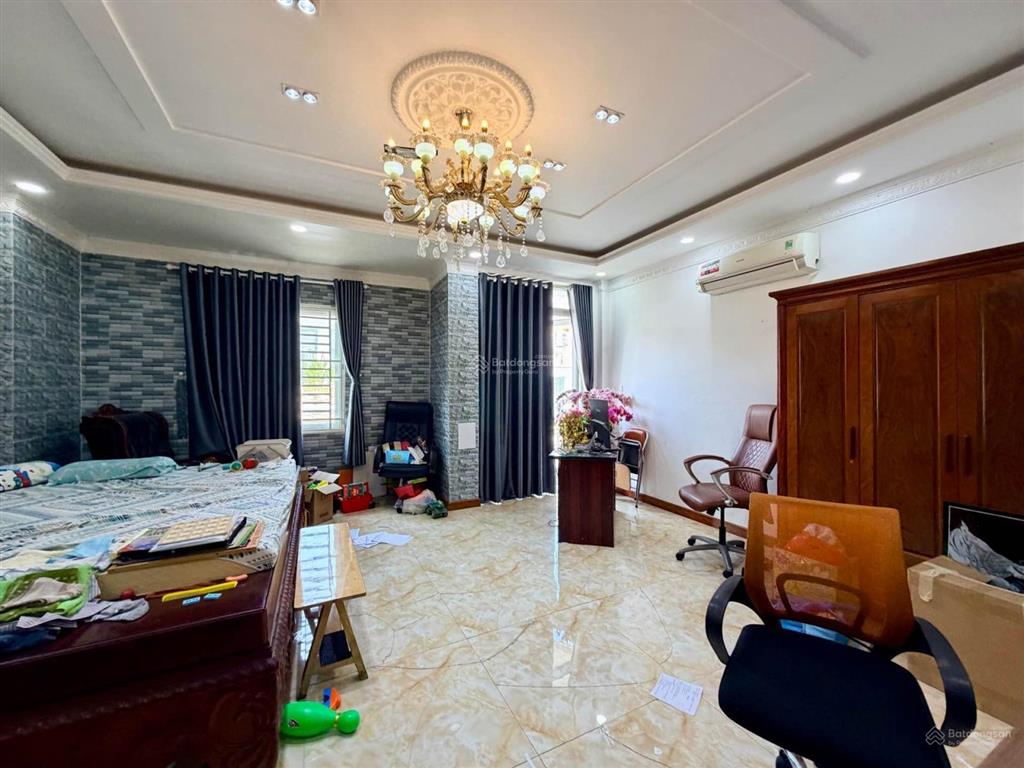 4 tầngngang to hơn 6m hiếmxe hơi đỗ cửa nguyễn oanhlê đức thọ gò vấpnhỉnh 9 tỉ
