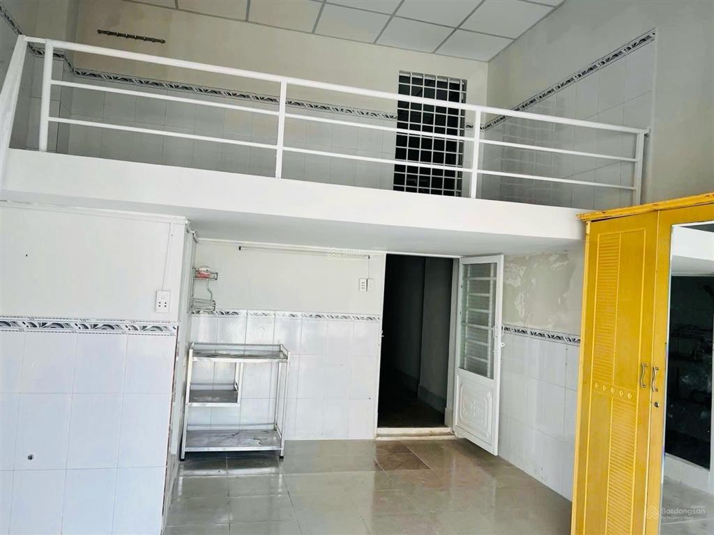 Sẵn dòng tiền ~600tr/năm, 110m2, 3 tầng 17 phòng khép kín  phạm văn đồng gò vấp