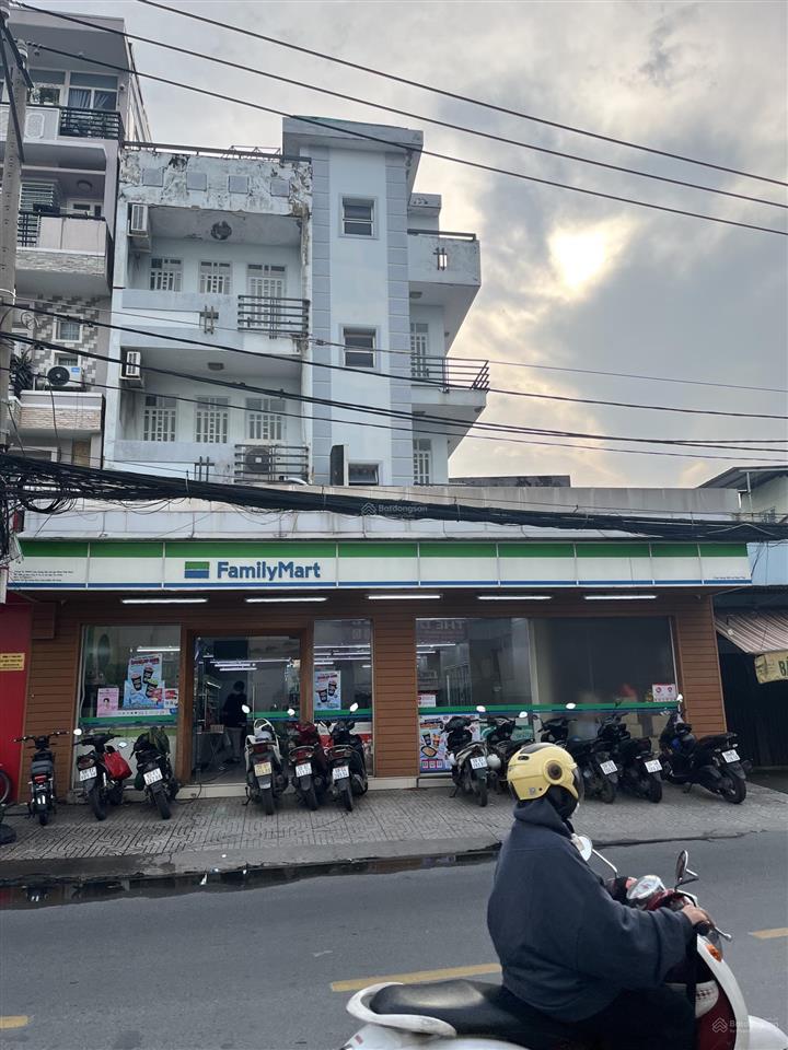 Mặt tiền 11,5m lê đức thọ, đang cho familymart thuê lâu dài