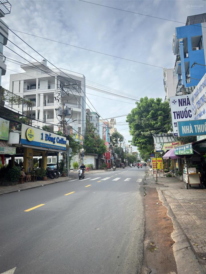 Siêu phẩm mặt tiền tân phú  ngang khủng hơn 5m  nhà mới tinh doanh ngay