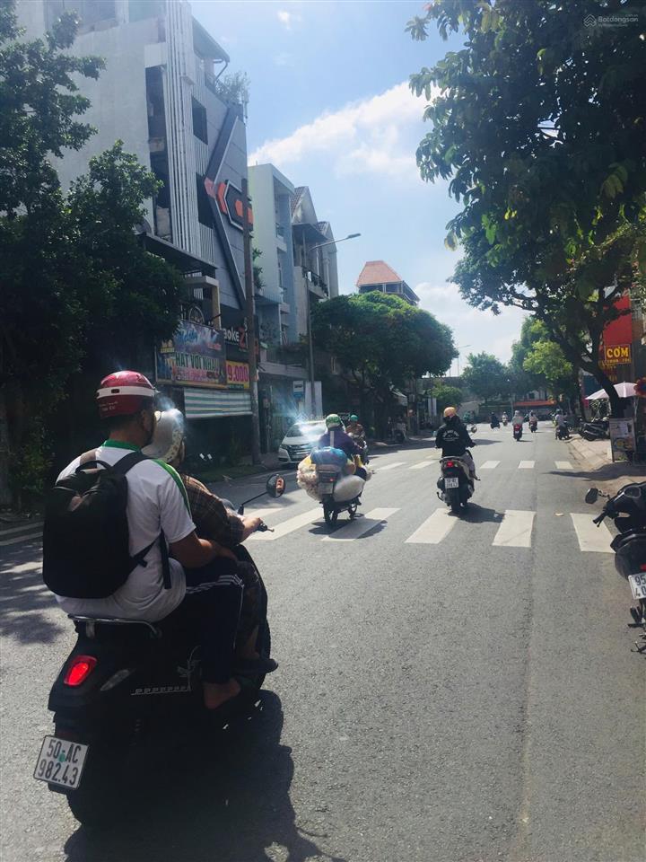 Cần bán gấp nhà hẻm xe tải quay đầu gò dầu q.tân phú giá cực tốt.