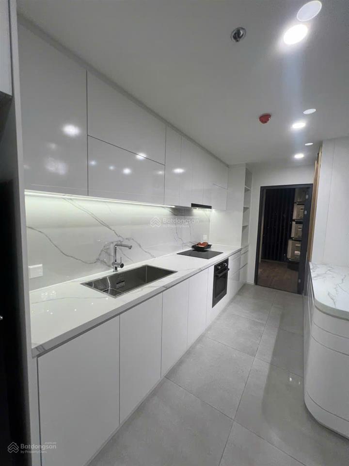 Ngộp bank giá tốt, căn hộ góc 3pn  110m2 the antonia pmh, phường tân mỹ, giá 13t3