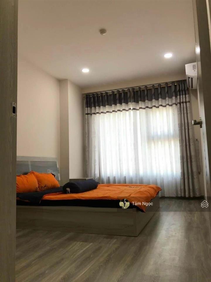 Chủ nhà bán gấp căn viva riverside q6  70m2  2pn,2wc  gía 1,67 tỷ