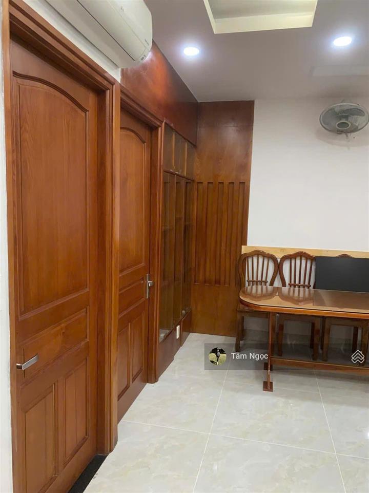 Chủ kẹt bank bán gấp lucky palace quận 6, 80m2, 2pn 2wc giá 2 tỷ 030