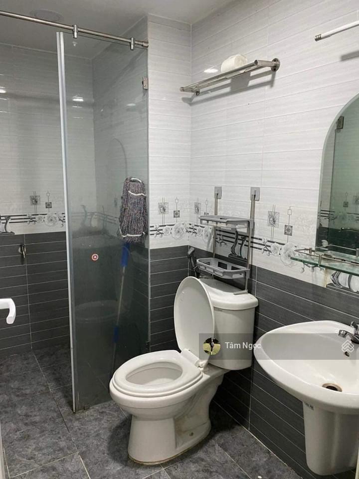 Chủ nhà về quê bán chung cư mỹ thuận q8 1,67 tỷ 70m2 2pn 2wc