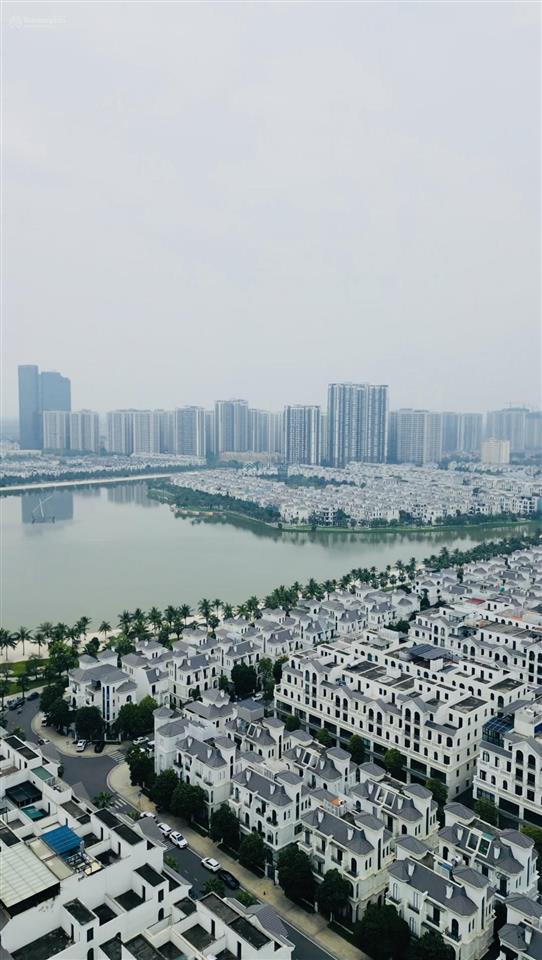 Biệt thự 150m2 đường thông ra hồ lớn, hướng đông nam vinhomes ocaen park 1