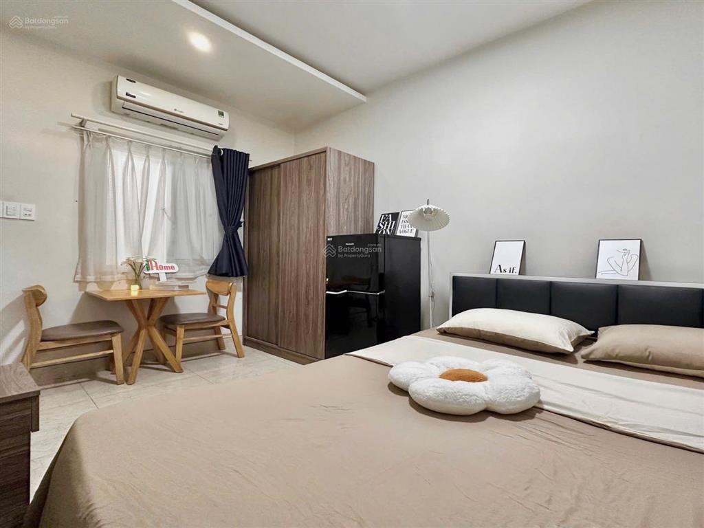 Studio đầy đủ nội thất gần trung tâm