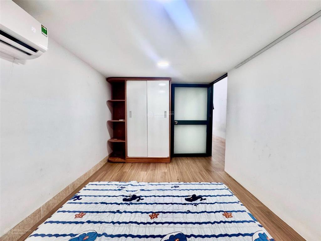 Duplex 2 phòng ngủ, rộng rãi, ban công thoáng