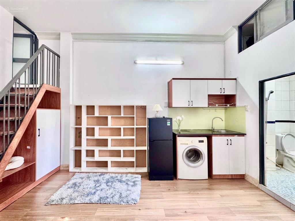 Duplex 2 phòng ngủ, rộng rãi, ban công thoáng