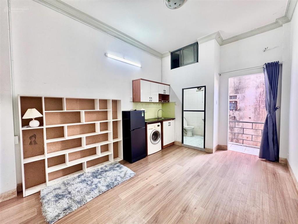 Duplex 2 phòng ngủ, rộng rãi, ban công thoáng