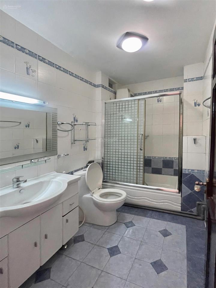 Studio ban công thoáng gần đại học bách khoa