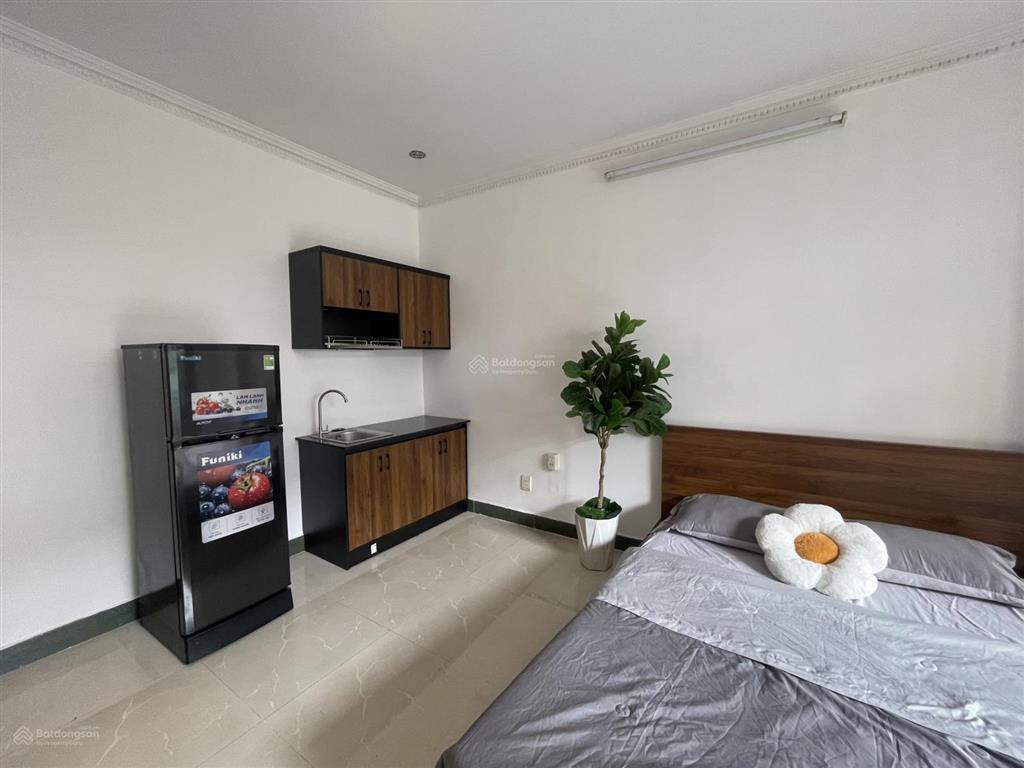 Studio ban công thoáng gần đại học bách khoa