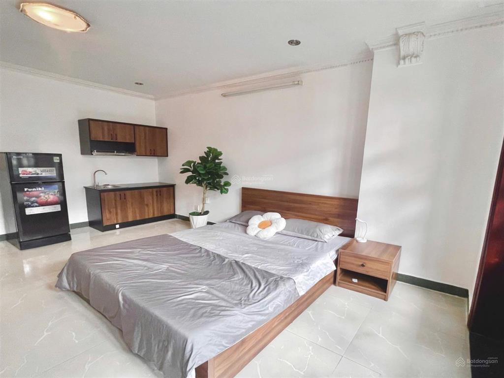 Studio ban công thoáng gần đại học bách khoa