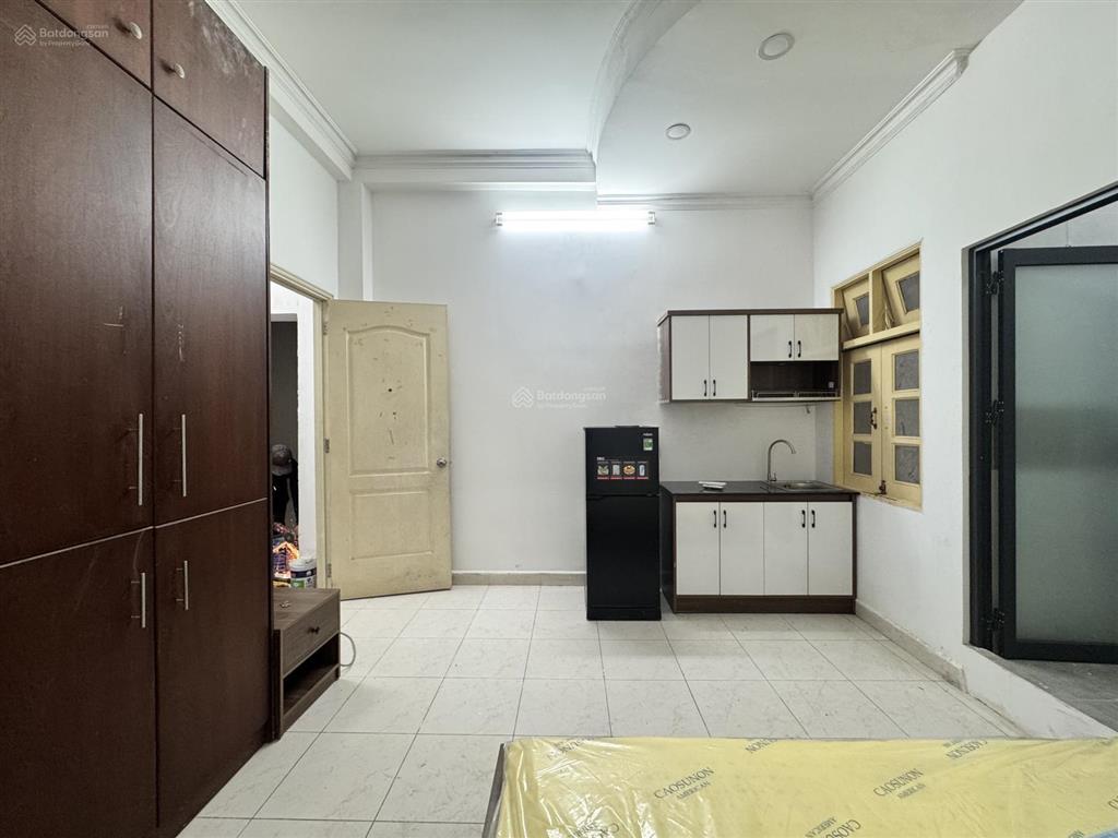Studio đủ tiện nghi ngay trung tâm phú nhuận