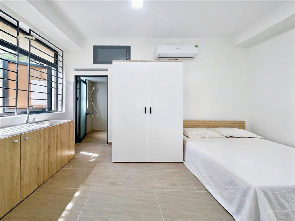 Studio có ban công, cửa sổ trời ngay trung tâm phú nhuận