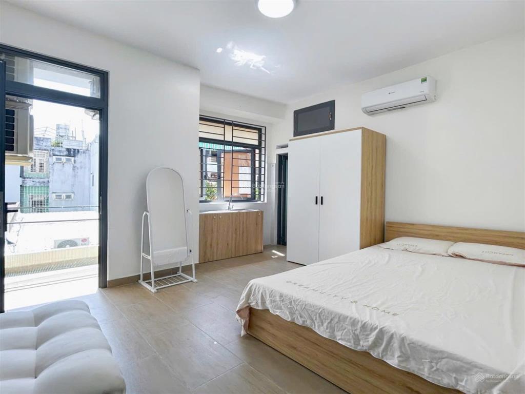 Studio có ban công, cửa sổ trời ngay trung tâm phú nhuận