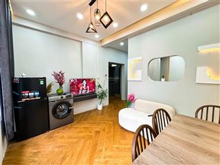 Cho thuê căn hộ 2 phòng ngủ full nội thất, gần chợ hoàng hoa thám, tân bình giữ phòng qua tết