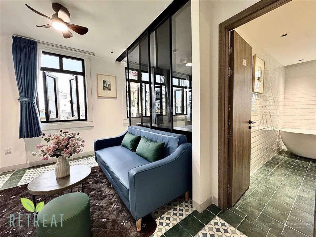 Căn hộ 1pn + 1pk cho thuê tại quận tân bình cửa sổ trời ban công full nội thất 3 phút đến sân bay