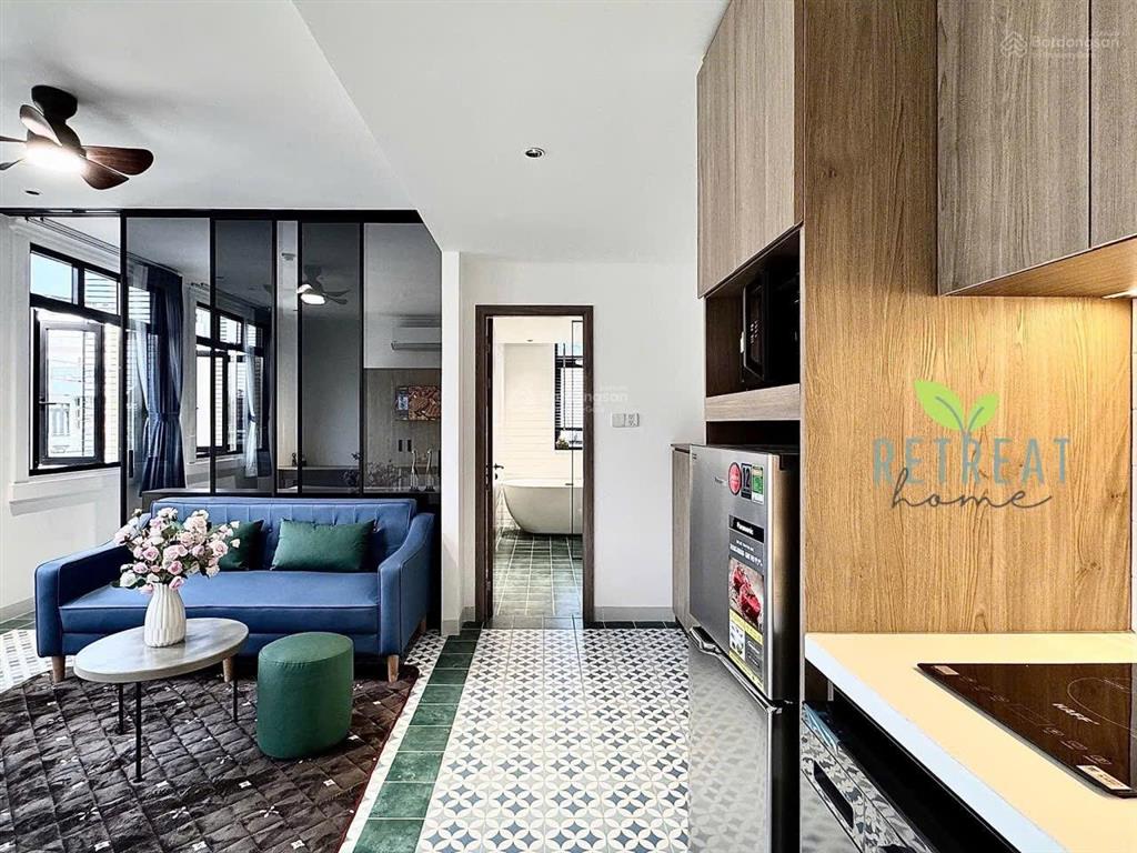 Căn hộ 1pn + 1pk cho thuê tại quận tân bình cửa sổ trời ban công full nội thất 3 phút đến sân bay