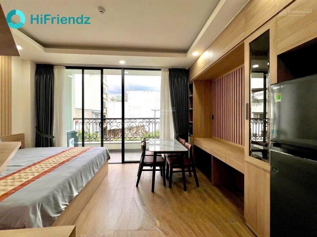 Cho thuê căn hộ studio luxury  nội thất cao cấp  ban công  ngay vincom cộng hoà quận tân bình