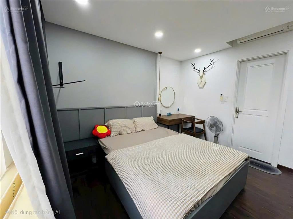 Cho thuê nhanh căn hộ res 11,lạc long quân,dt 78m2, 2pn, 2wc.giá chỉ 12,5tr/t rẻ nhất thị trường.