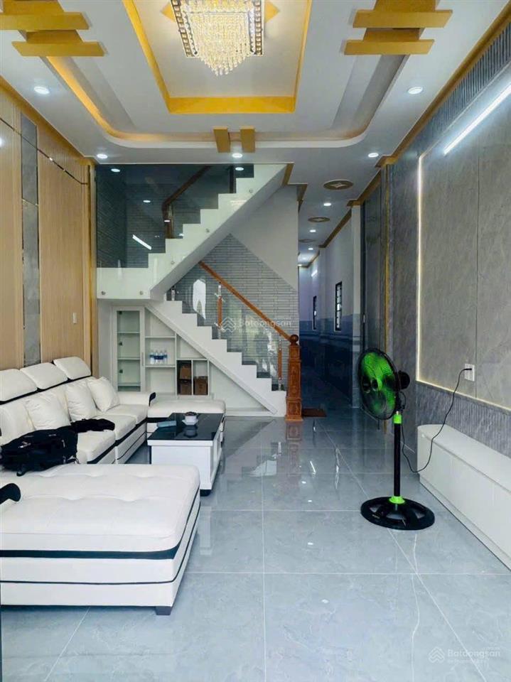 Ngân hàng vib phát mãi nhà 1 trệt 1 lầu, chợ bình chánh đang cho thuê 18 triệu/tháng giá 800 triệu