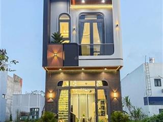 Bán nhà (5x18,78m)93m2 gần kcn, nằm ngay đường trần đại nghĩa, gần vòng xoay an lạc giá 880 triệu