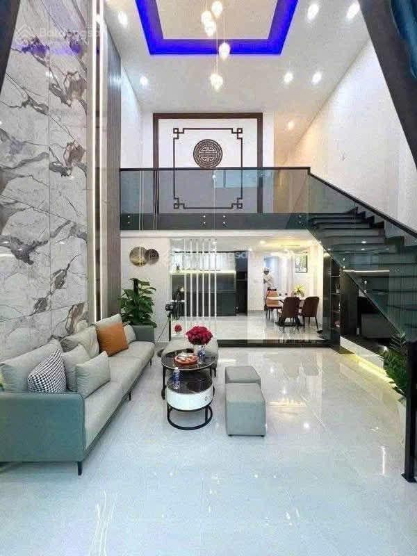 Bán nhà ở xã tân nhựt  bình chánh