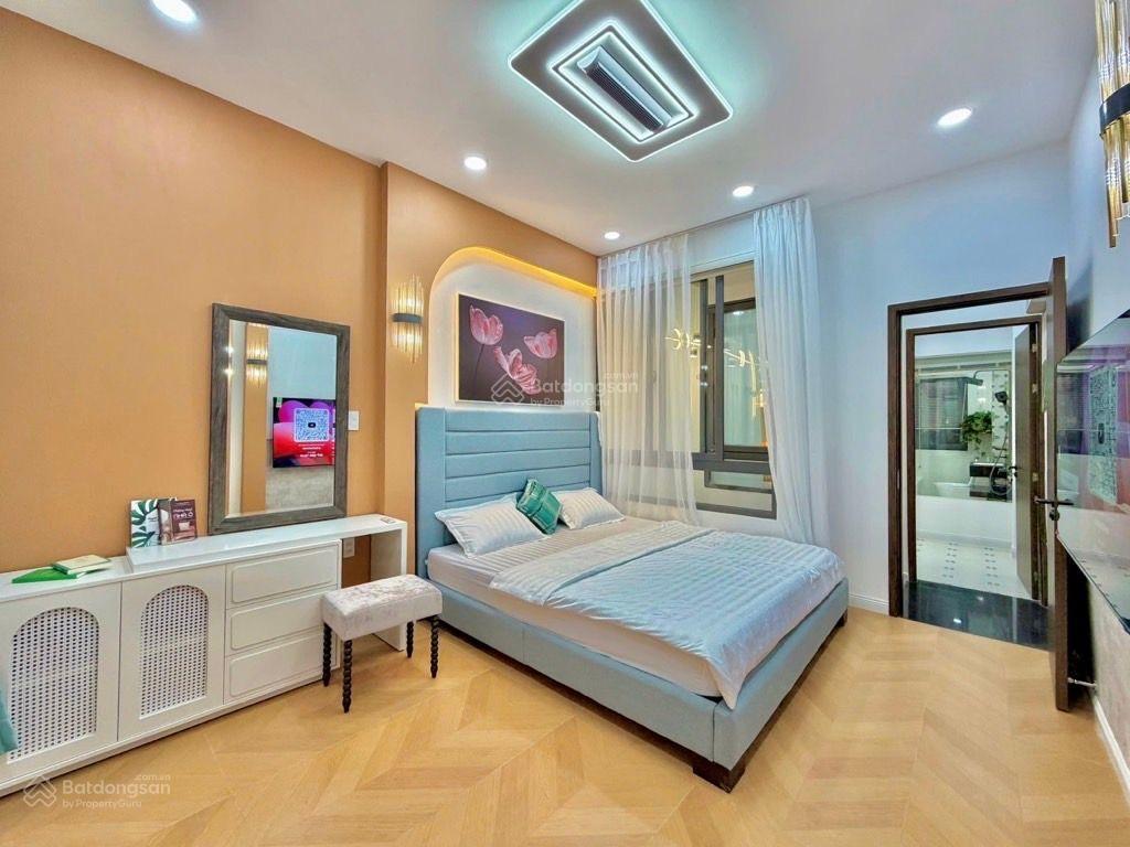 Tinh hoa thiết kế, khẳng định đẳng cấp  2 mặt tiền  xe hơi vào nhà  nội thất nghỉ dưỡng cao cấp
