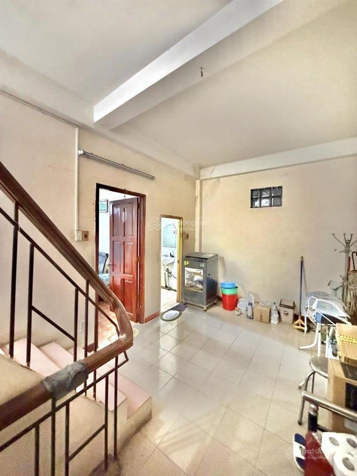 Bán nhà hẻm xe hơi  ngay chợ cây quéo  dt 5.5x19m  sổ nở hậu  3 tầng btct  chỉ 12.x tỷ (tl)
