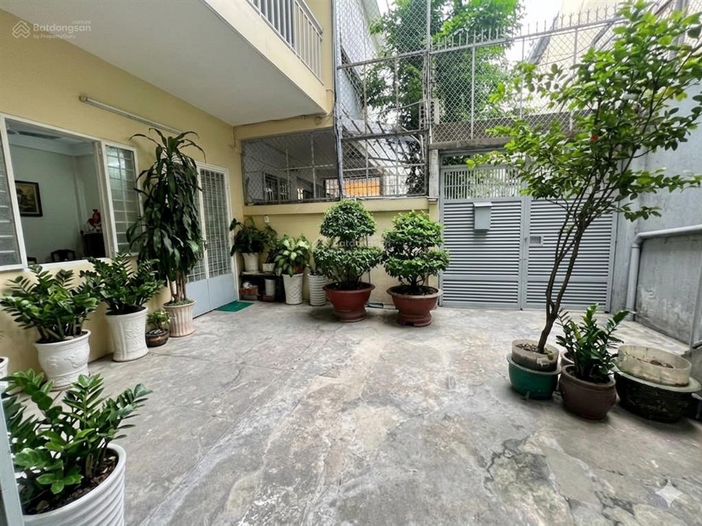 Bán nhà phú nhuận 100m2  dt 5 x 20m  xe hơi vào nhà  bao sang tên  chỉ với 7 tỷ