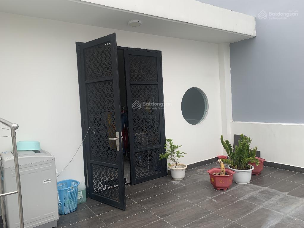 Bán nhà vị trí đẹp  giáp q3  mới ở ngay  bao sang tên  dt 5 x 18m  giá thiện chí