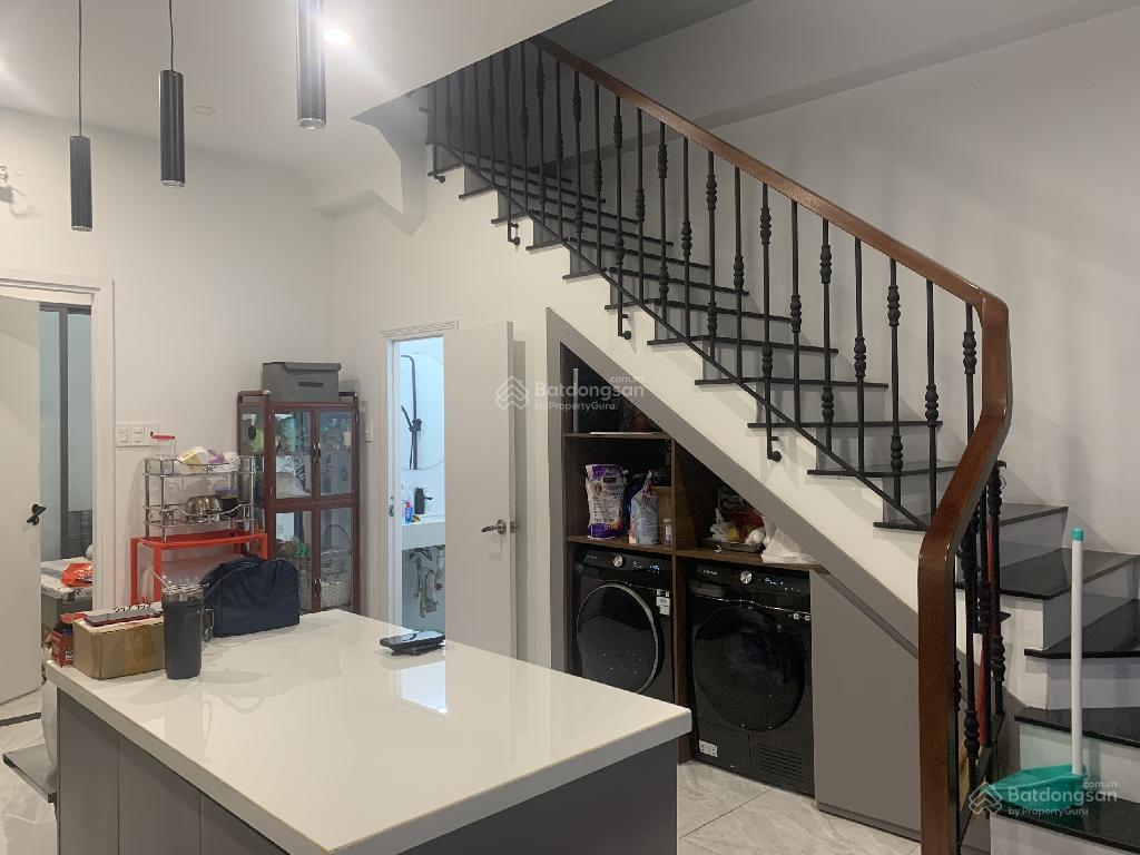 Bán nhà vị trí đẹp  giáp q3  mới ở ngay  bao sang tên  dt 5 x 18m  giá thiện chí