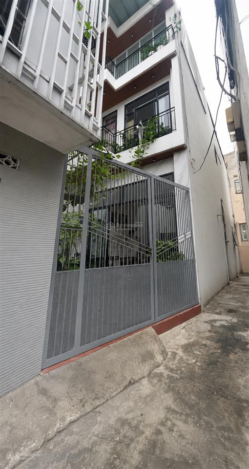 Quá rẻ chỉ 86tr/m2  bán nhà 4 tầng 104m2  có 4 chdv nguyễn kiệm ngay nguyễn văn công