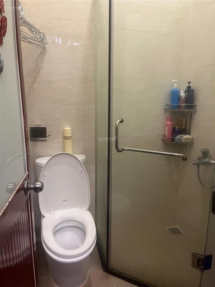 Siêu hiếm p.13 phú nhuận  bán gấp nhà 31m2 (4m x 8m)  hẻm 3.5m dòng tiền 15 triệu/tháng