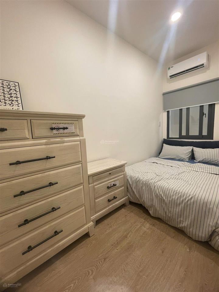 Nhà riêng 3 tầng  3pn  ở ngay phú nhuận  full nội thất