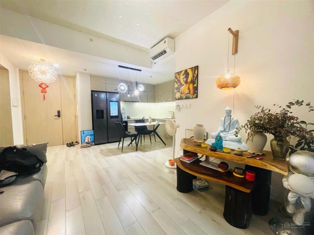 Chủ bán lỗ 2pn lumière boulevard, full nội thất tiền tỷ, đang cho thuê 15tr/tháng