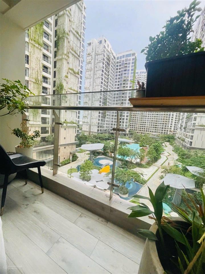 Chủ bán lỗ 2pn lumière boulevard, full nội thất tiền tỷ, đang cho thuê 15tr/tháng