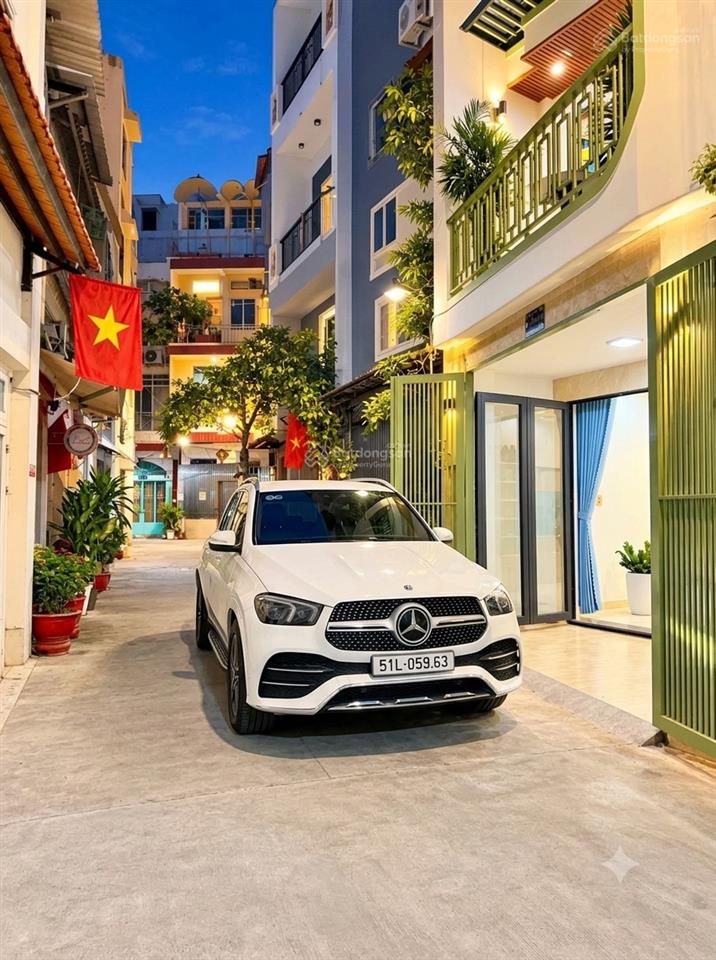Diện tích khủng sát công viên gia định hẻm xe hơi tới nhà 2 tầng 4pn full nội thất ở ngay