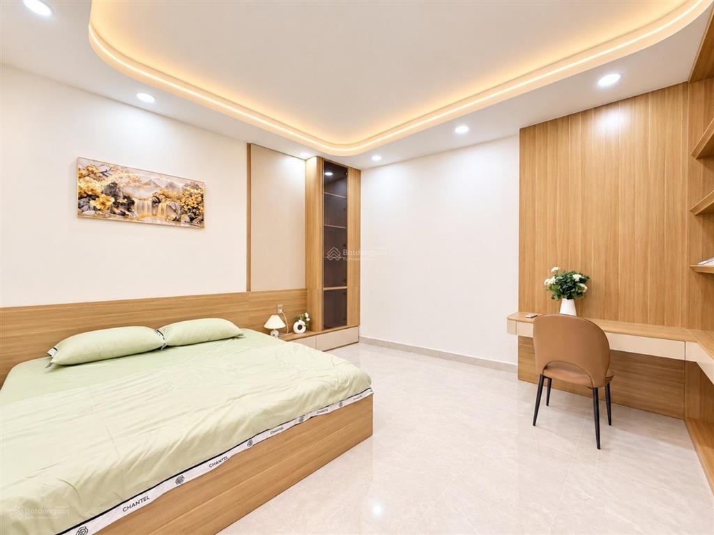 Diện tích khủng sát công viên gia định hẻm xe hơi tới nhà 2 tầng 4pn full nội thất ở ngay