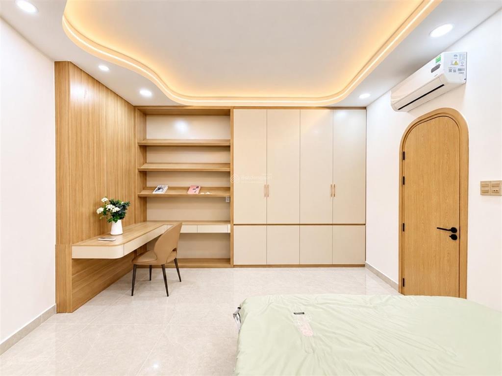 Diện tích khủng sát công viên gia định hẻm xe hơi tới nhà 2 tầng 4pn full nội thất ở ngay