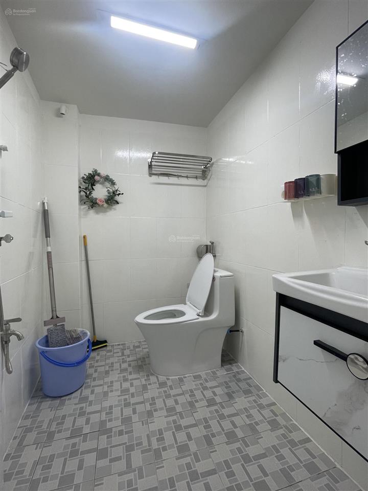 Bán nhà pn ngay gần phan đăng lưu  hẻm xe tải công nhận đủ  không lộ giới  tài sản tăng giá tốt
